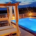 Angelo - Private Pool Сasa de vacaciones