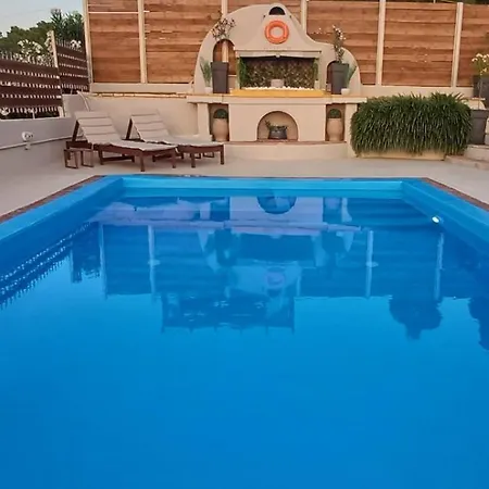 Angelo - Private Pool