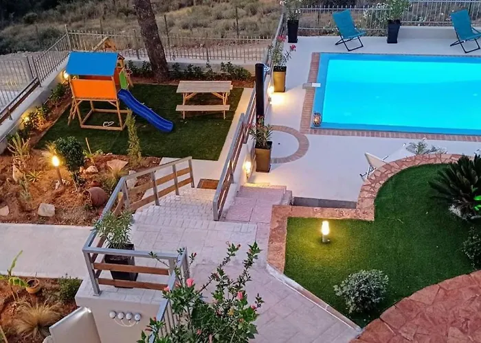 Angelo - Private Pool * Porto Heli