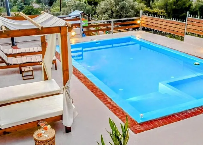 Angelo - Private Pool Porto Heli